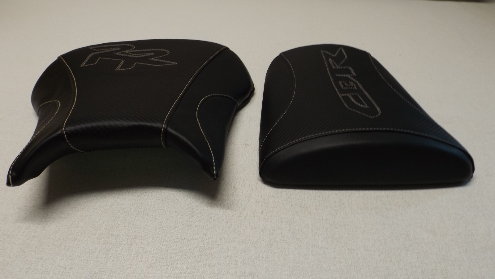 HONDA 03/04 CBR 600RR BLACK CARBON FIBER TEXTURE FRONT & REAR CUSTOM SEAT COVERS