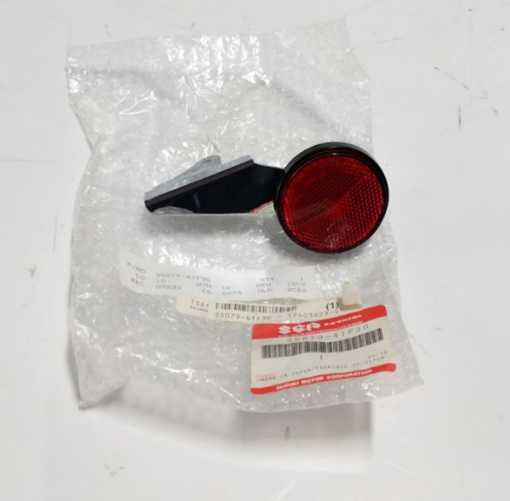 Suzuki REFLEX REFLECTOR LH 35079-41F30