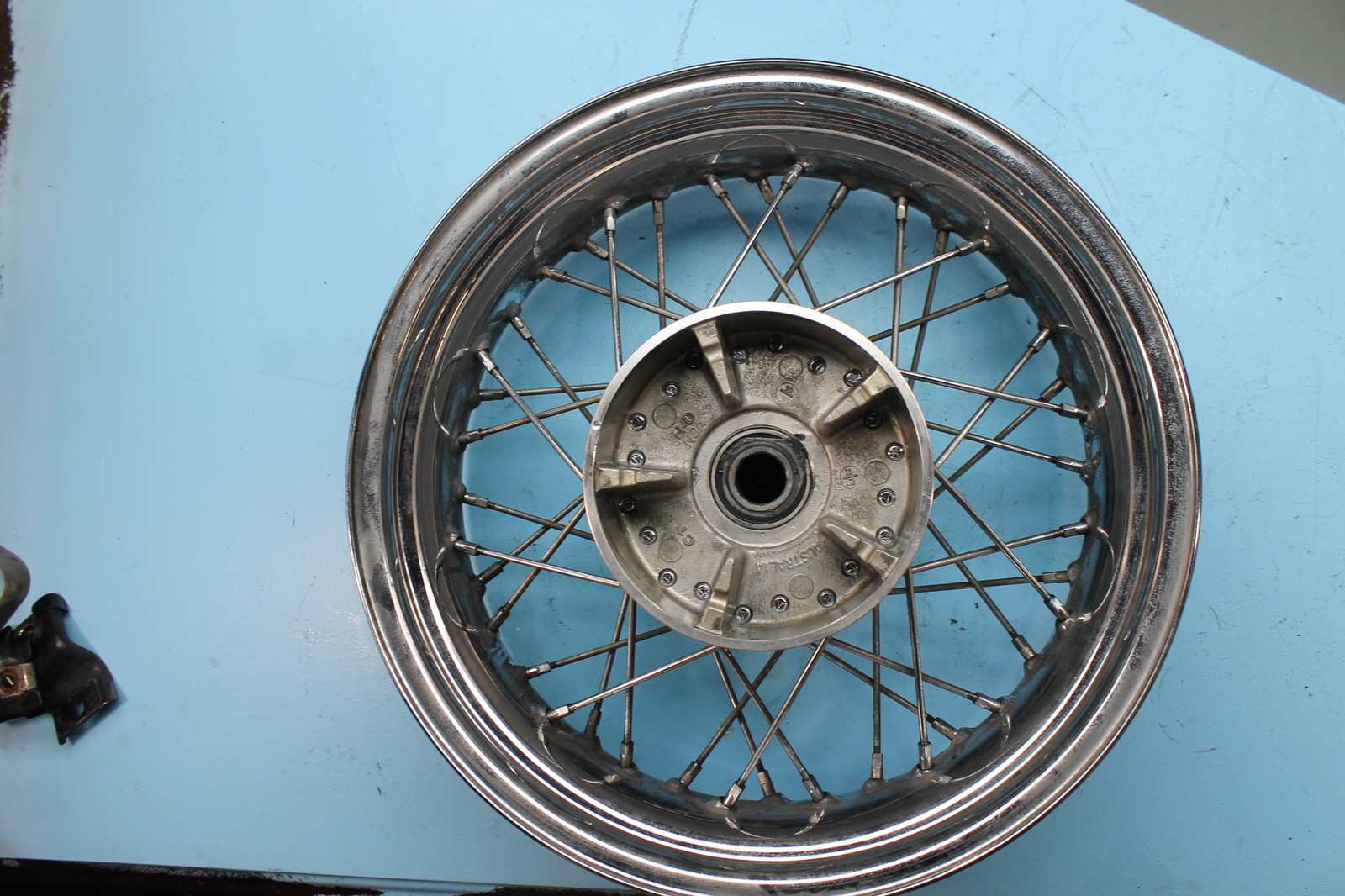481 12 HARLEY-DAVIDSON ROAD KING REAR WHEEL BACK RIM LACED 16X5.00