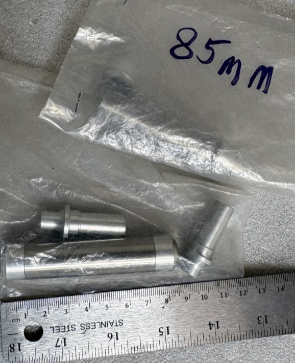 RC ENGINEERING 18 x 85 mm PISTON PINS WITH ALUMINUM ENDS ONLY 2 AVAILABLE
