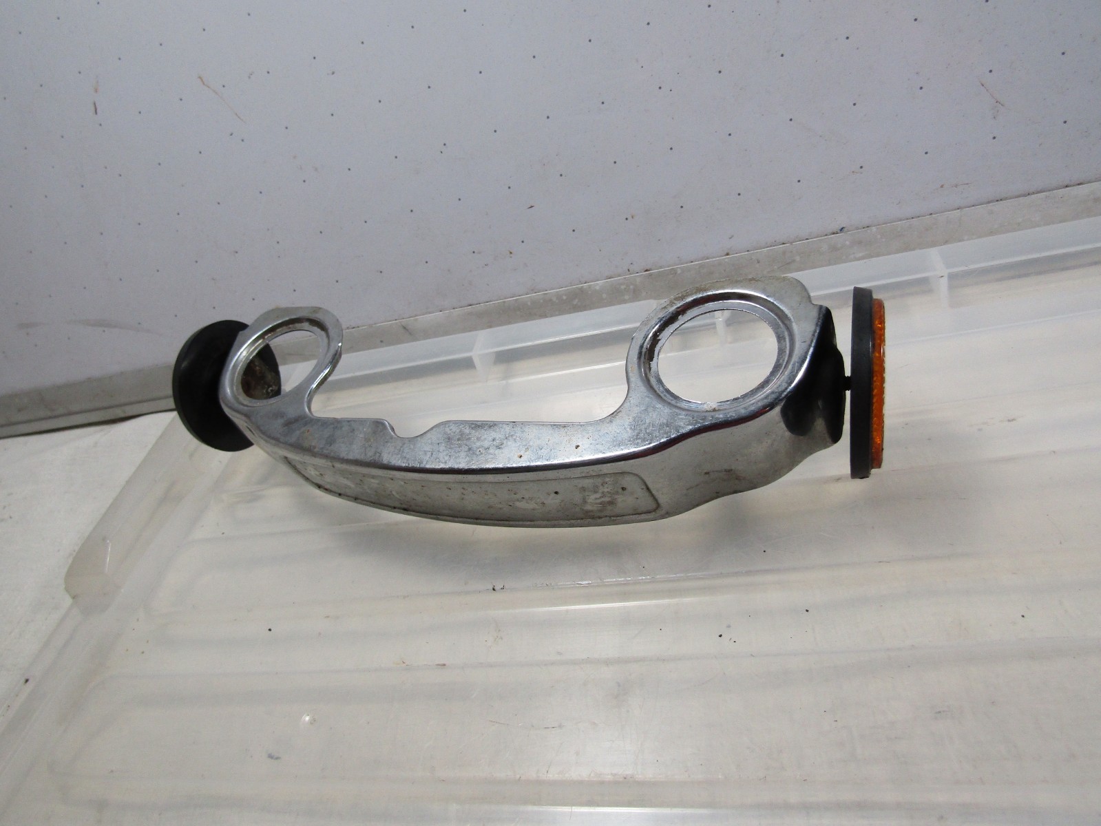 Suzuki 82 83 GS750 E GS 750 front Fork Chrome Emblem Trim Cover Reflector