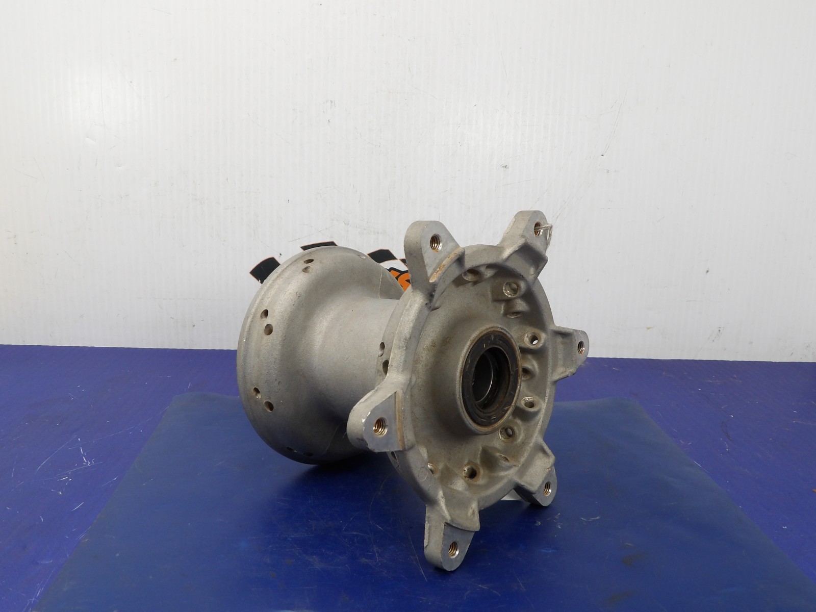 🏁 Front Wheel Hub Assembly – Fits 2006 Yamaha YZ250F