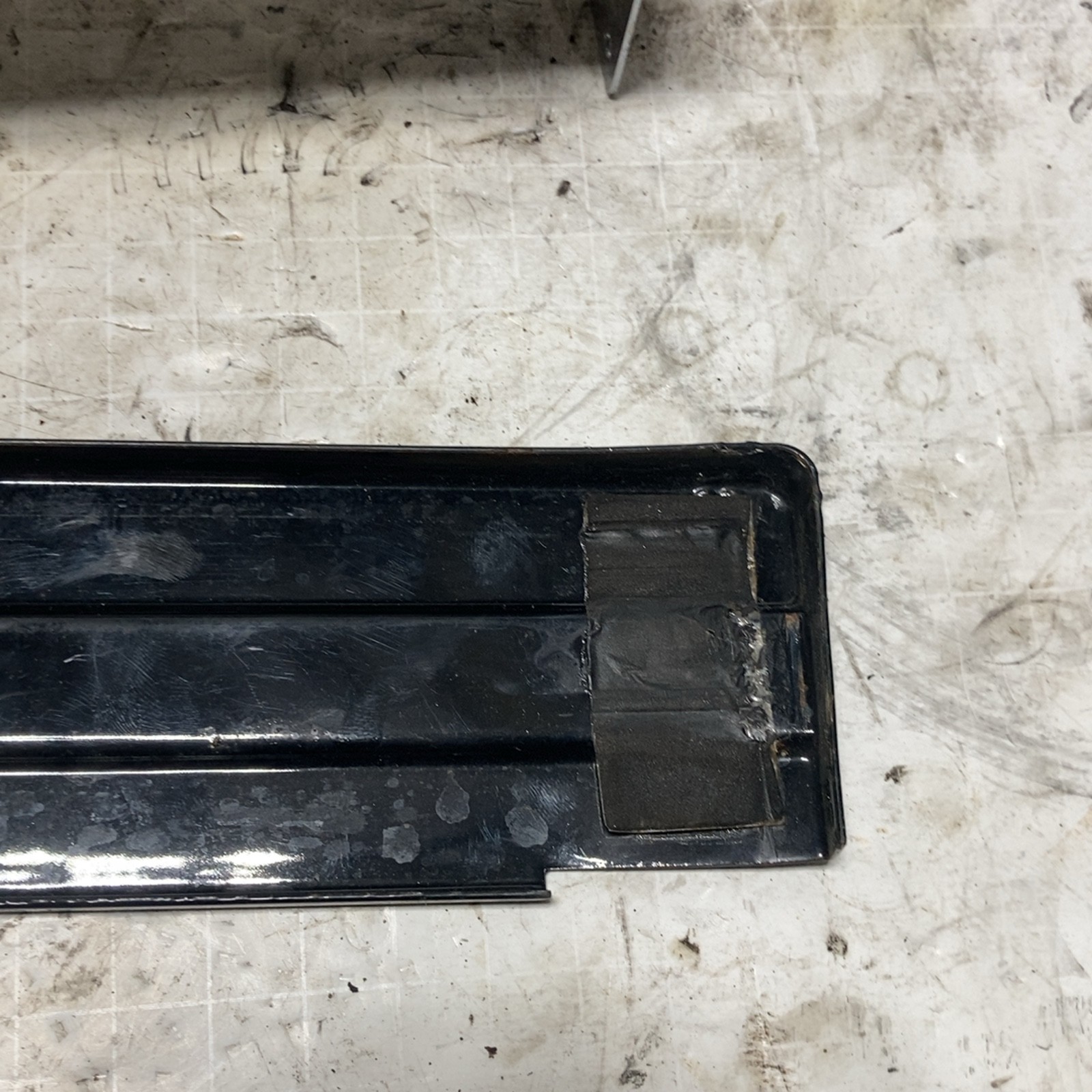 Harley 91-95 Dyna 82-99 XL Sportster OEM Chrome Battery Side and Black Top Cover