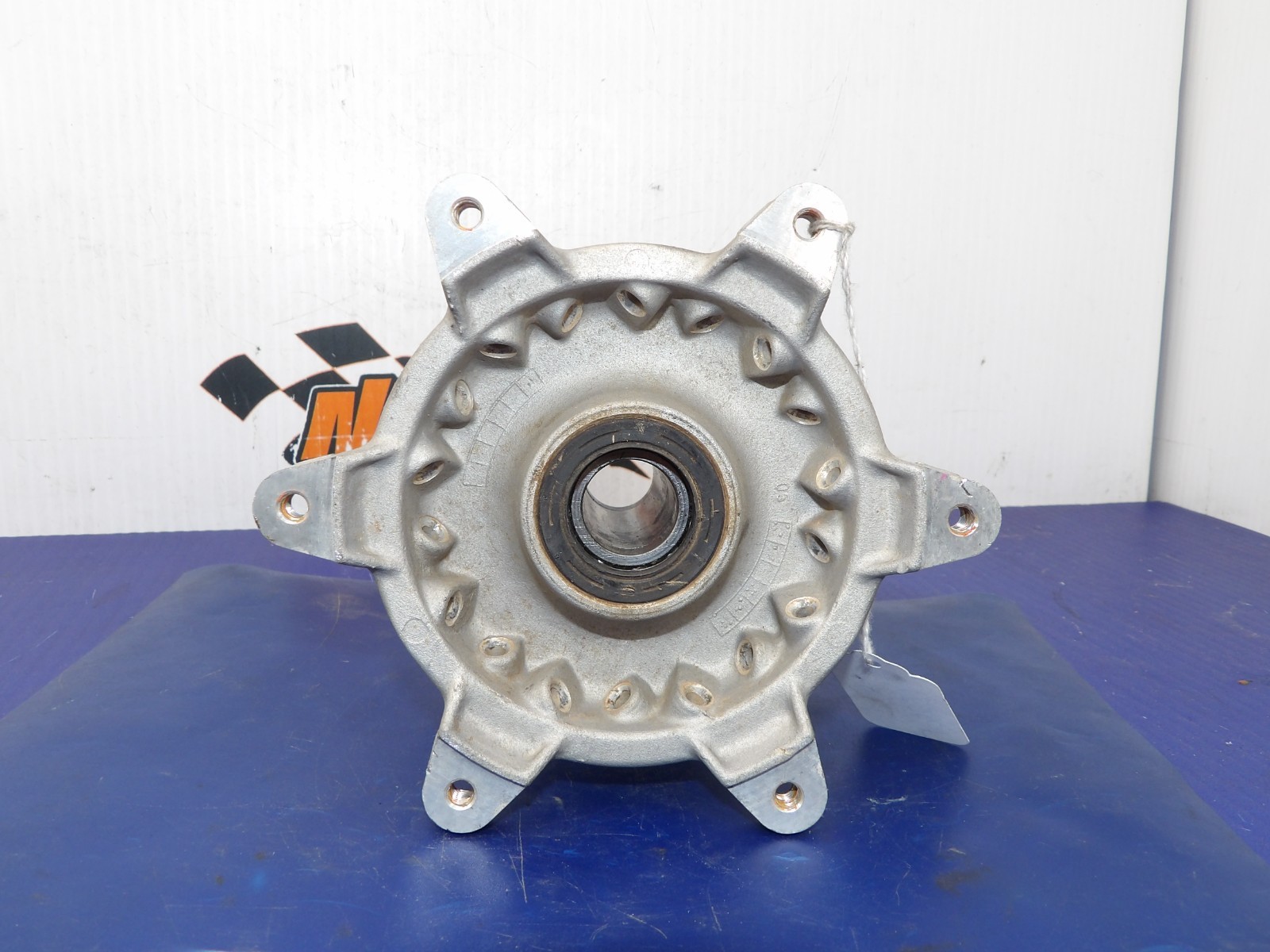 🏁 Front Wheel Hub Assembly – Fits 2006 Yamaha YZ250F