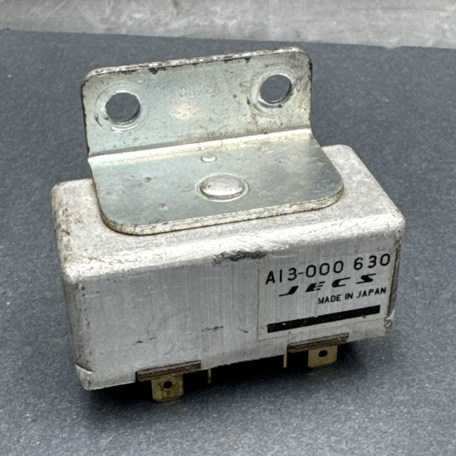 Kawasaki GPZ750 Z1 Classic GPZ1100 OEM EFI Fuel Injection Pump Relay 27002-1007