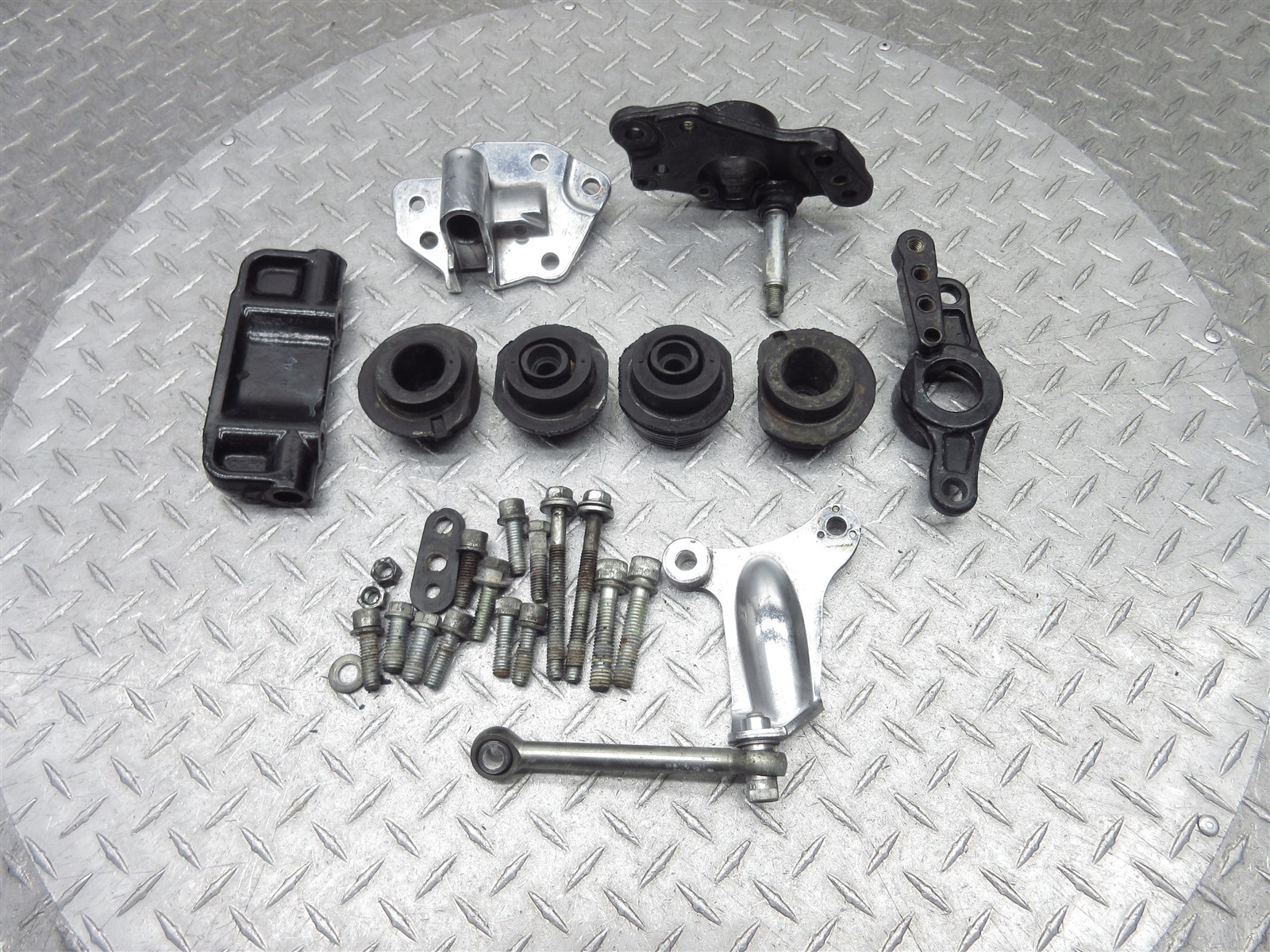 2011 Harley Davidson Road Glide FLTRX Engine Motor Mount Bracket Link Lot