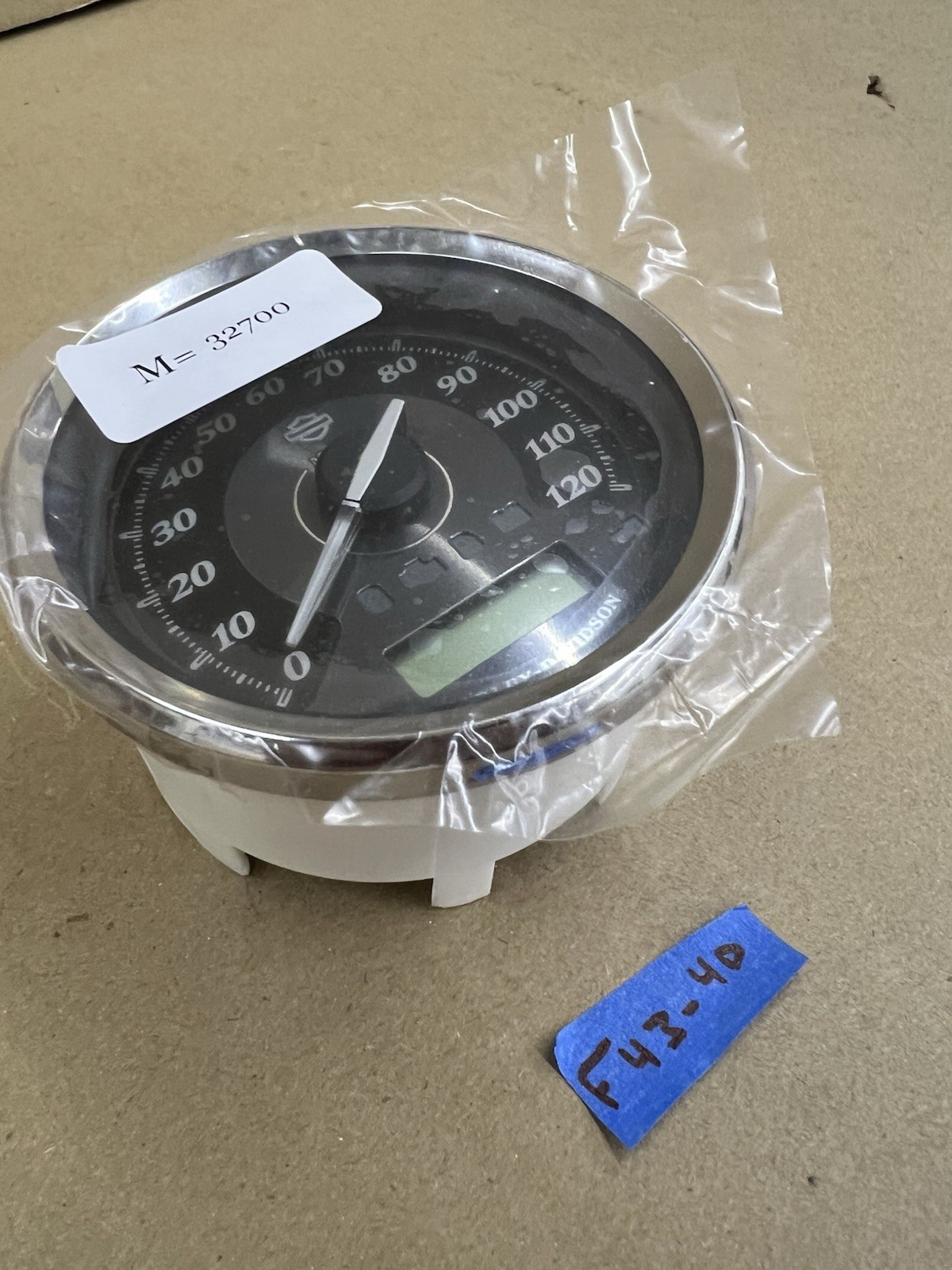 Harley-Davidson 4″ Speedometer MPH Titanium Face 74682-10 Genuine