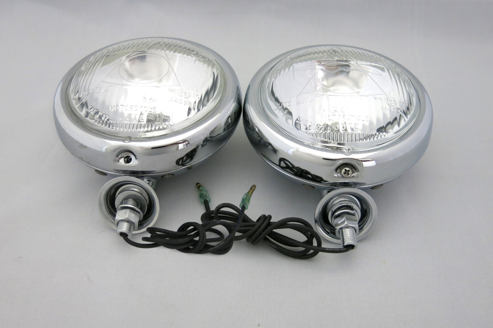 Motorcycle & ATV Chrome Driving Lights, Pair (2 pcs), 5″ Housing (530748)