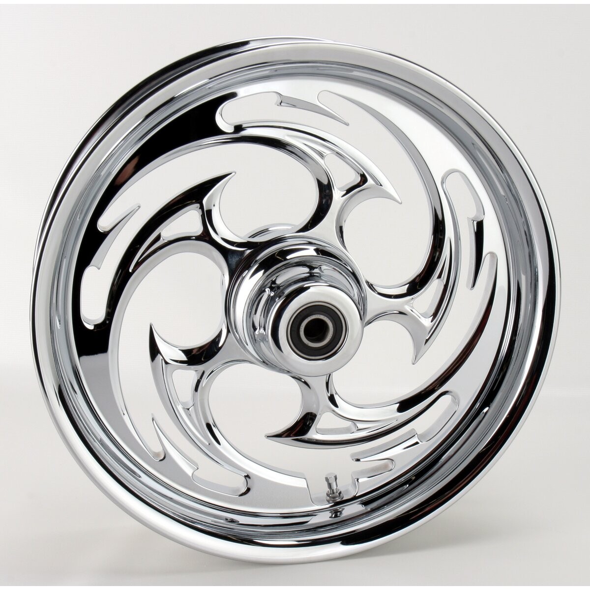 RC Components Chrome 16 x 3.5 Savage One-Piece Wheel – 16350-9916-85C