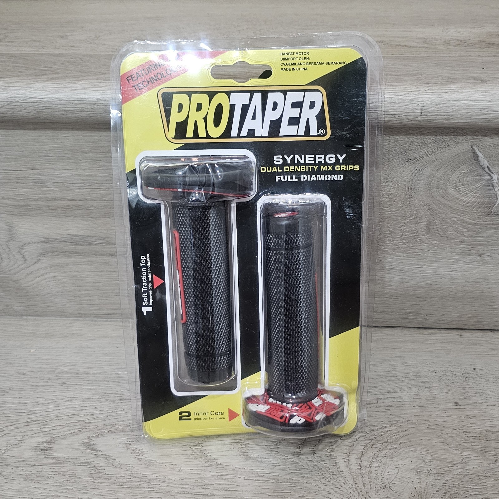 7/8″ Motorcross Handle Grips Dirt Bike 22mm 24mm Truster Pro taper, Black Red