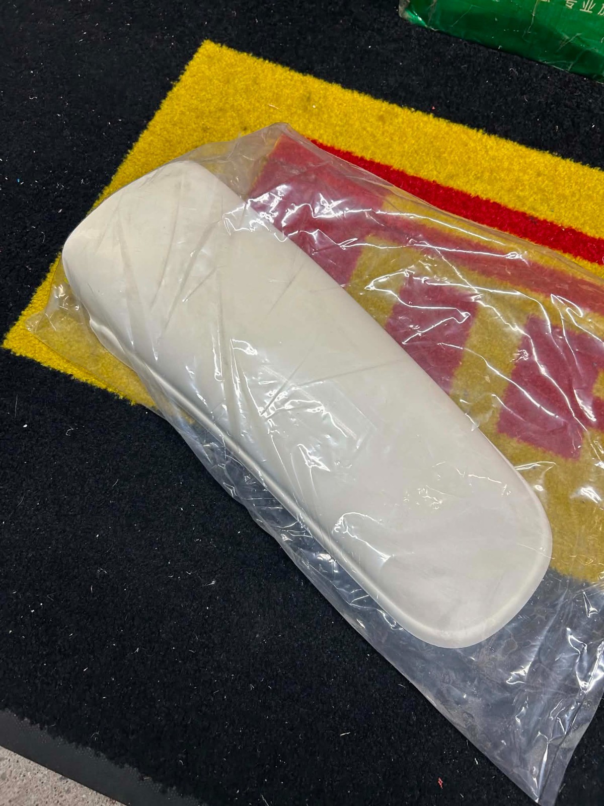 1980 1981 Yamaha YZ125 YZ 125 Rear Fender Mud Guard White Blem 2nd