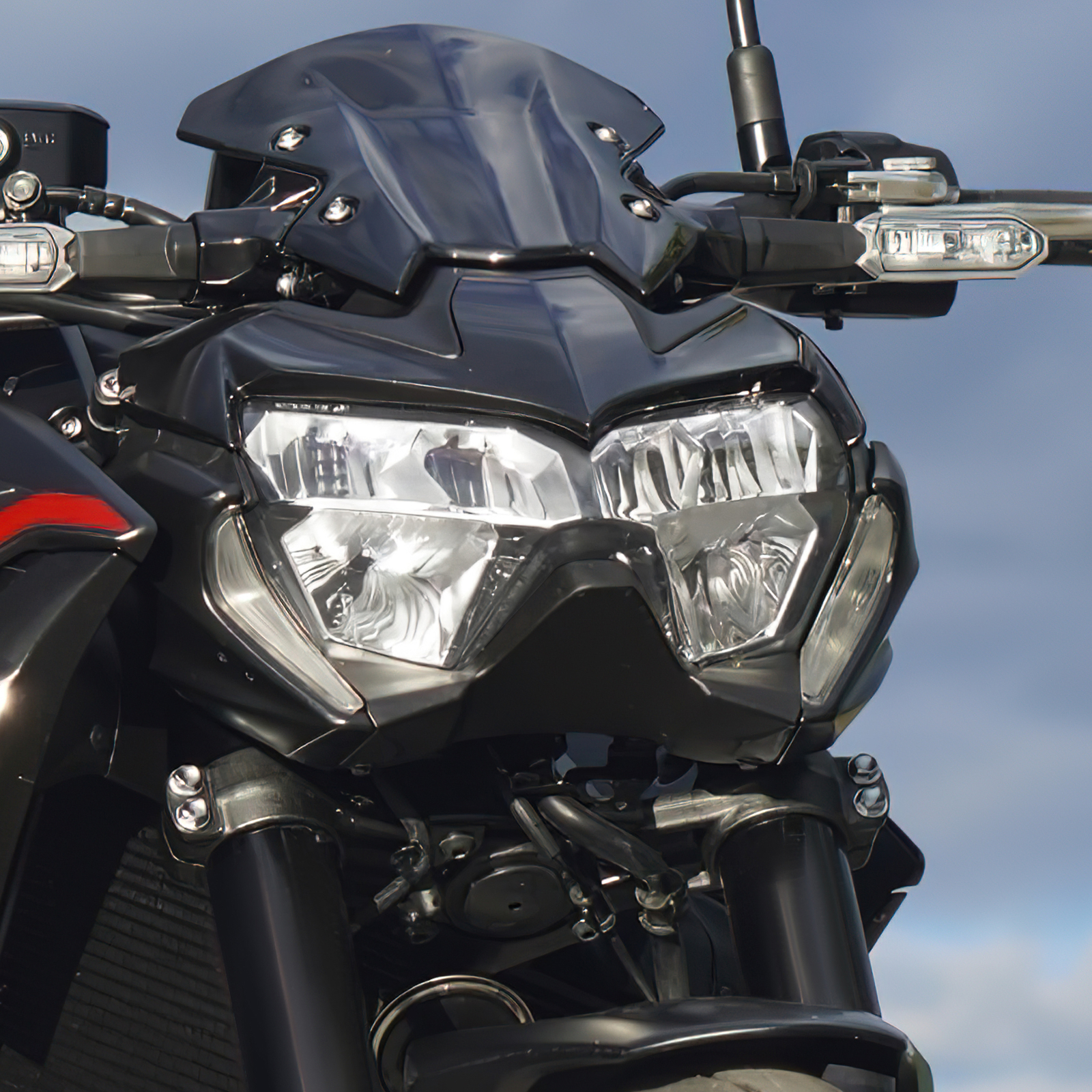Front Headlight Head Lamp Assembly Fit For Kawasaki Z900 Z650 2020-24 Z400 18-20