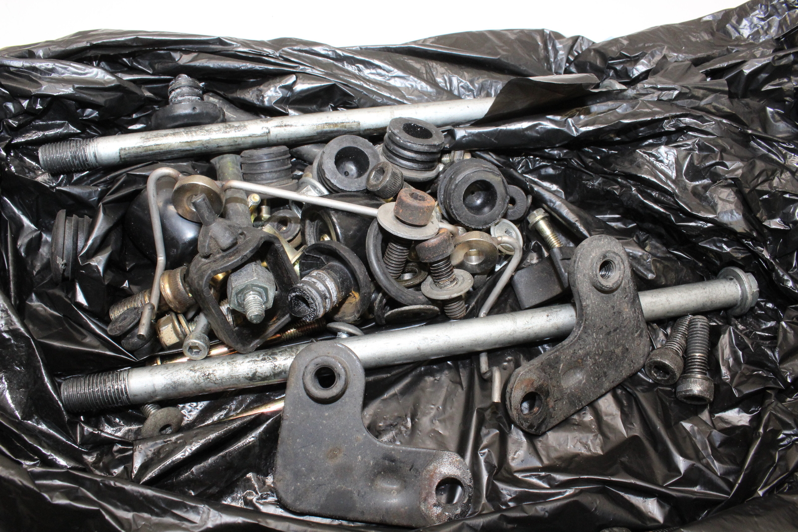 2001-2005 Ducati St4s ST4 Engine Mounting Bolts Hardware MOTOR Screw OE