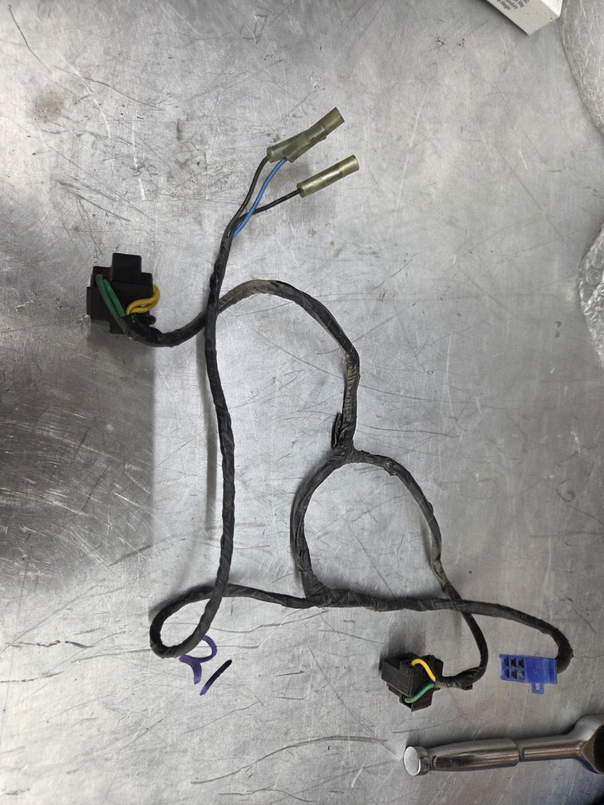 1994 Yamaha FZR600R fzr600 fzr 600 headlight wire harness very nice b21