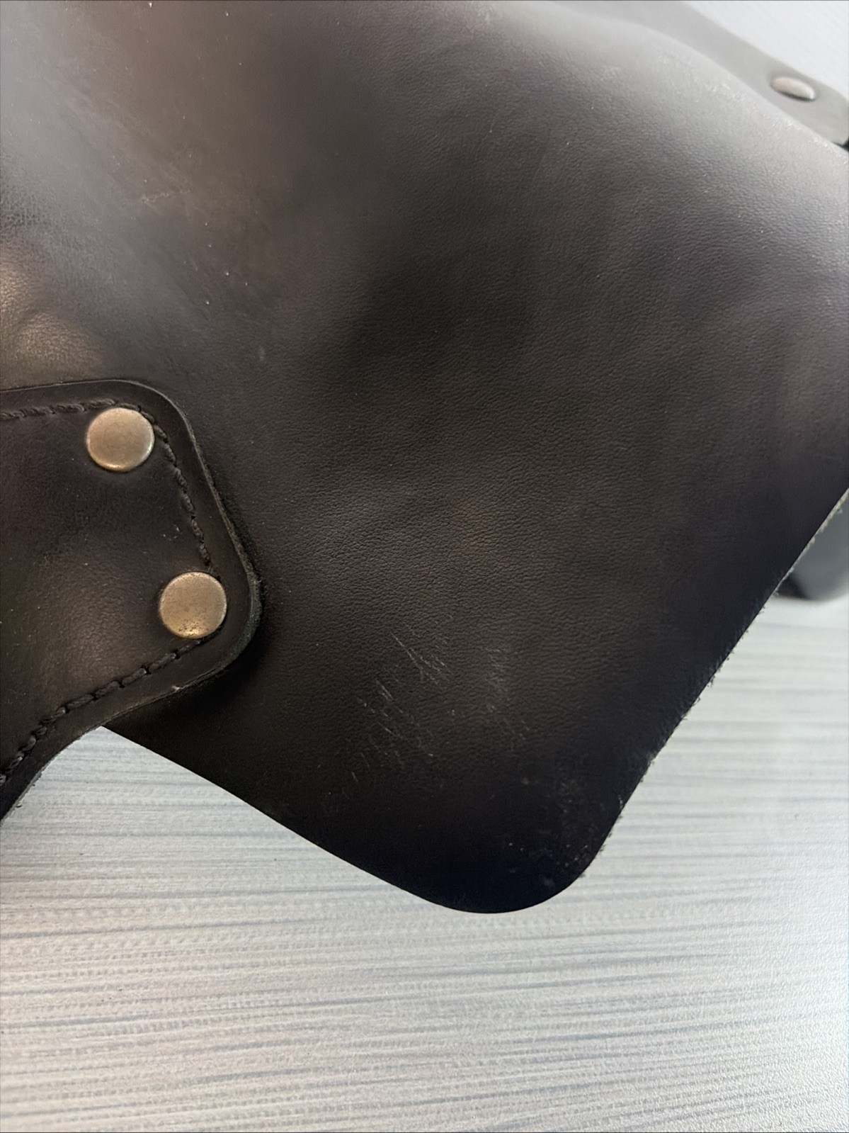 GENUINE HARLEY DAVIDSON SOFTAIL STANDARD LINE SWINGARM BAG REAL LEATHER CLIP ON