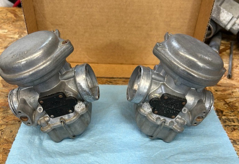 1978 BMW R80/7 Bing Airhead Carburetors Matched Pair 64/32/201 64/32/202 OEM
