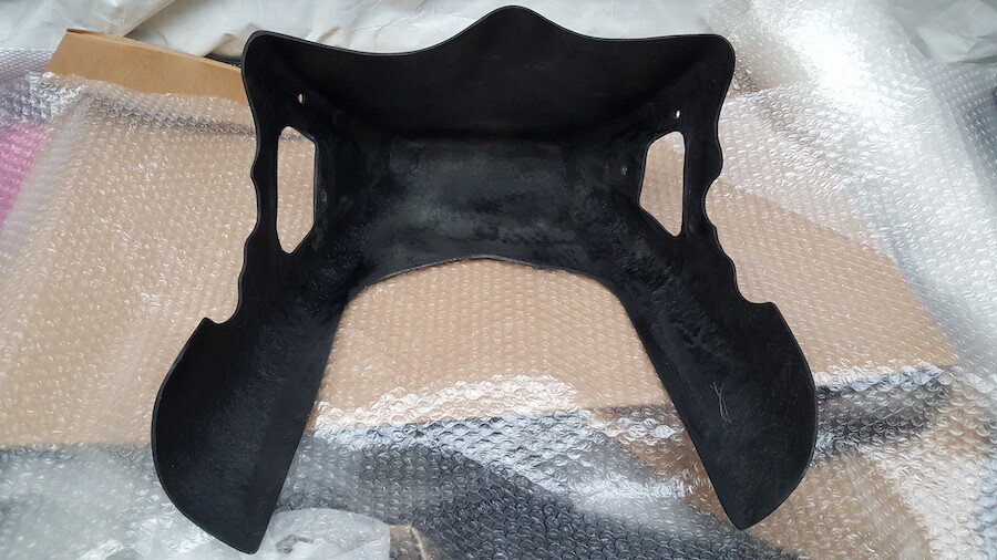TRIUMPH ROCKET 3 BELLY PAN – BLACK FIBREGLASS – MID SIZE –