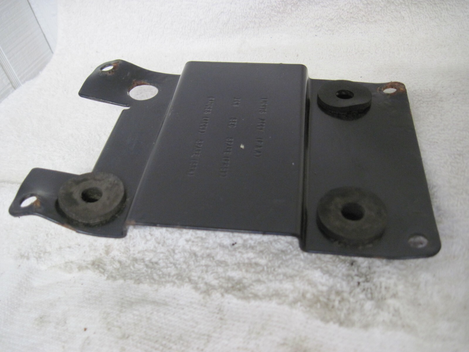 00-06 Harley Dyna FXD Electrical Top Plate Fuse Box Panel OEM 70911-01