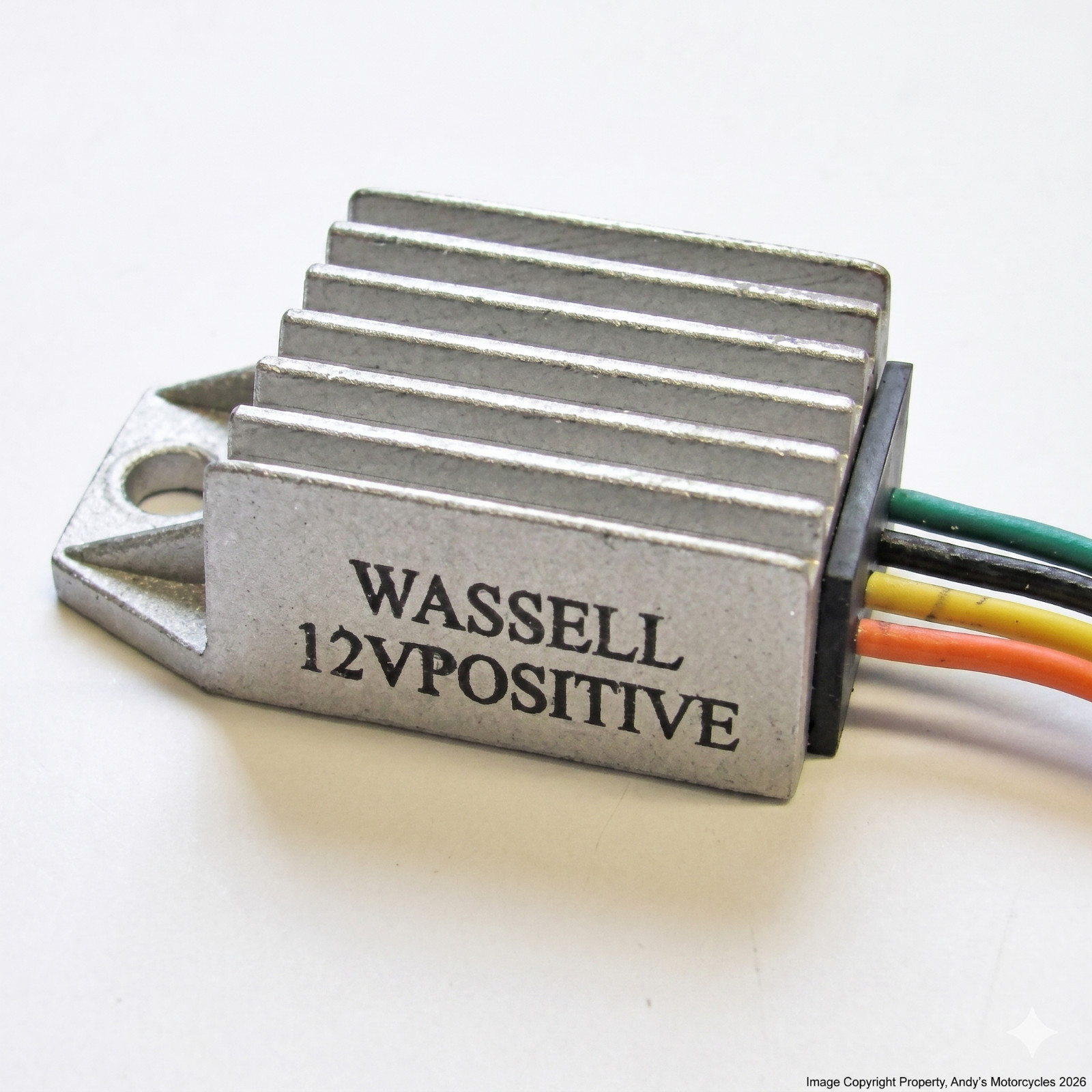 Wassell 12V DC Solid State Regulator Lucas E3L E3N Type Dynamo Pos Earth (UK)