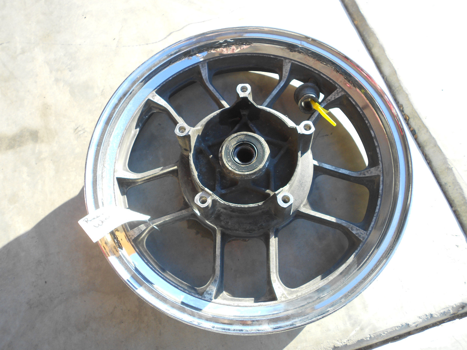 1985 85 HONDA VF1100C VF 1100 C REAR WHEEL 16X3