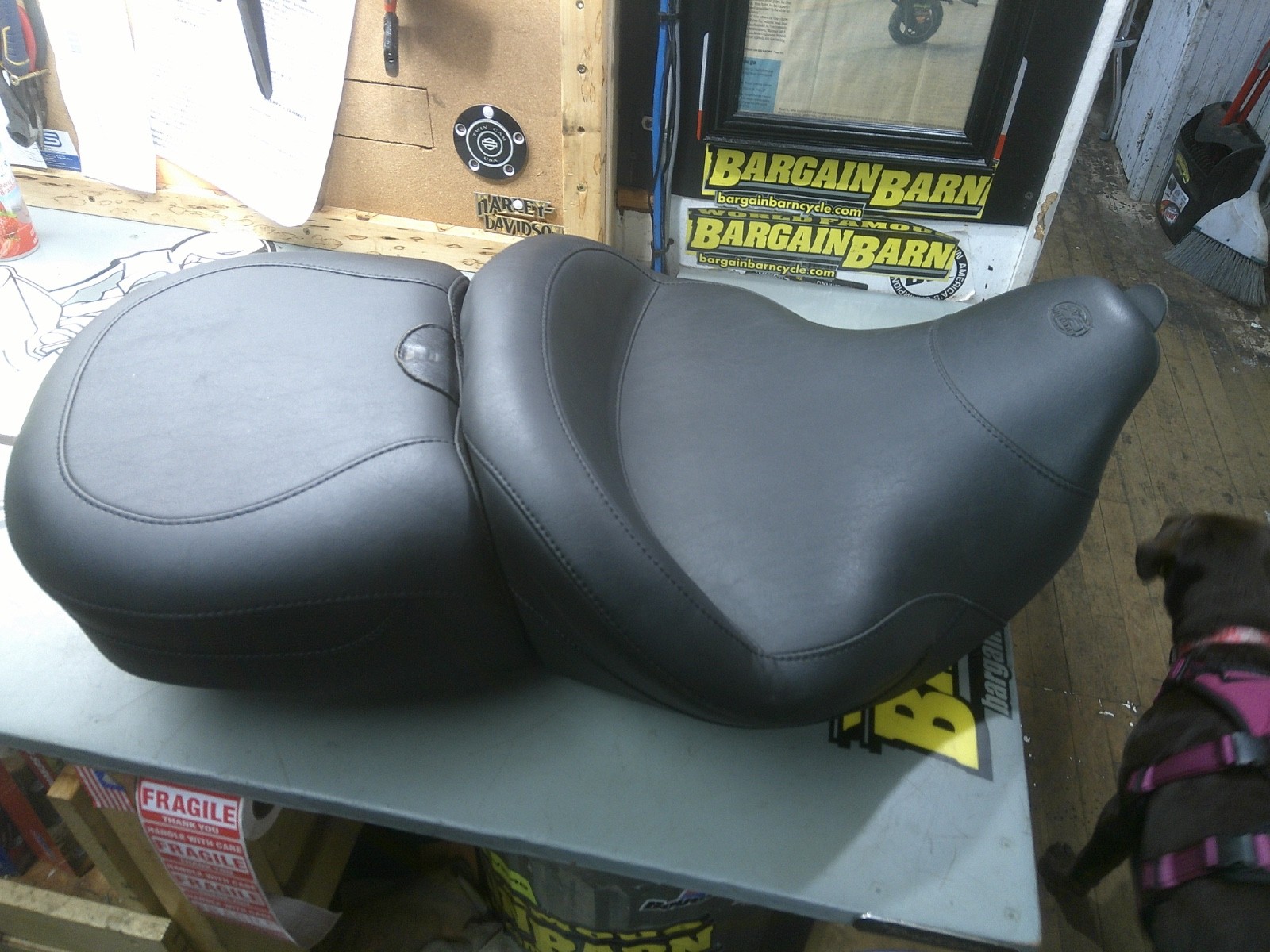 Mustang – 79556 – Super Touring One-Piece Vintage Seat withOUT Driver Backrest