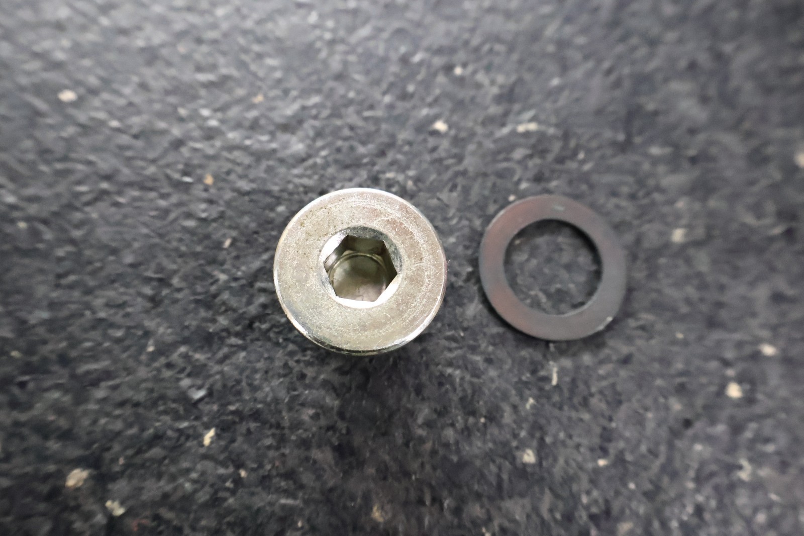 HONDA GL1200 GL1500 GOLDWING ENGINE LASH ADJUSTMENT STOPPER BOLT & SHIM WASHER