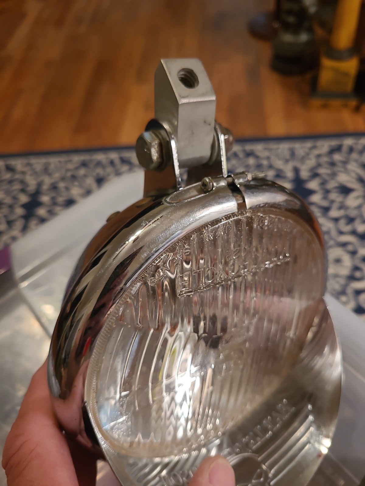 Harley 7″ H4 Headlight Assembly Willie G Skull Visor Chopper Rat Rod Untested