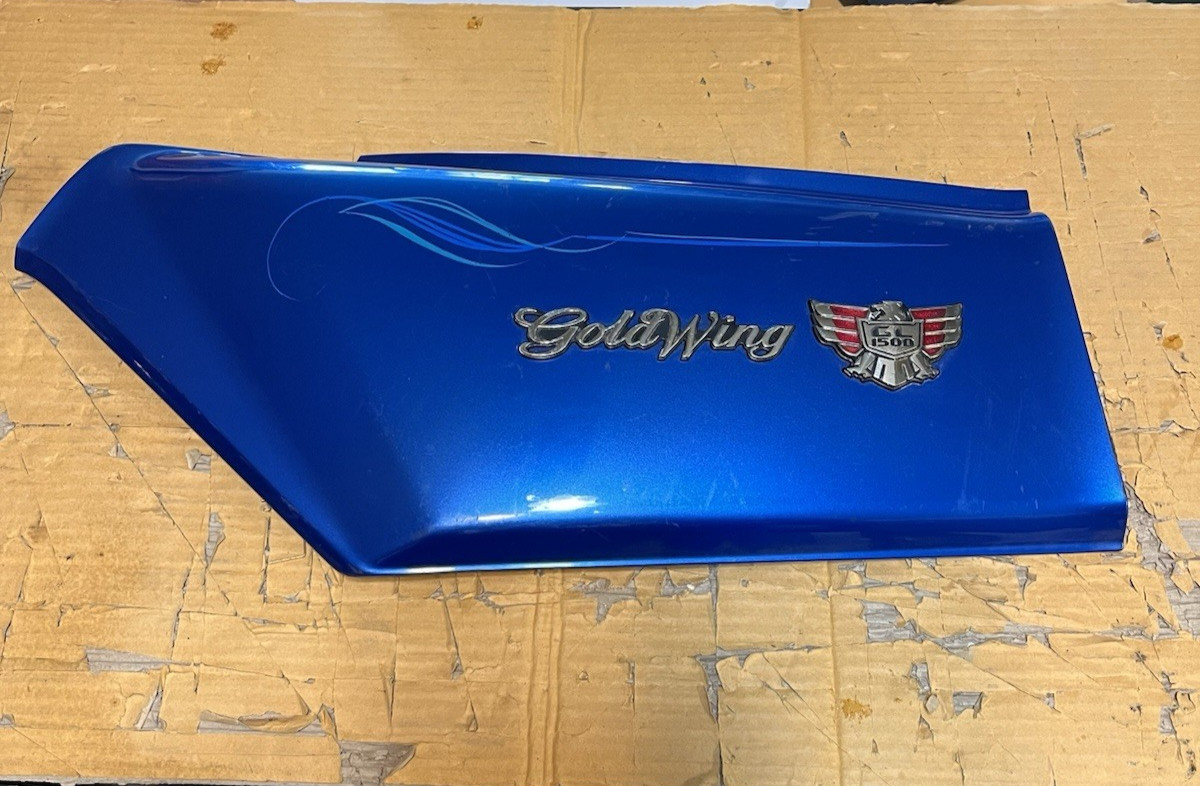 GL1500 Left L Side Cover Pearl Apollo Blue PB304P 83700-MCA-000ZB GoldWing