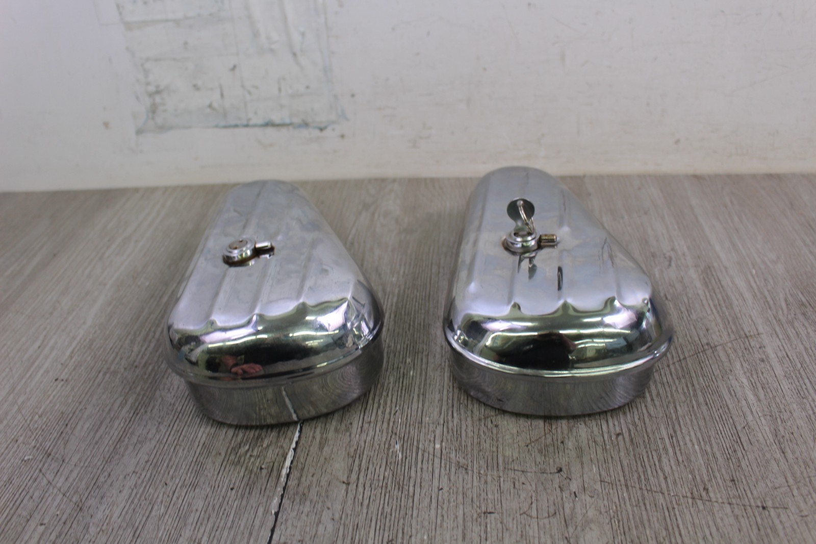 2000 Yamaha V-Star 650 Classic Left and Right Side Storage Boxes with Keys