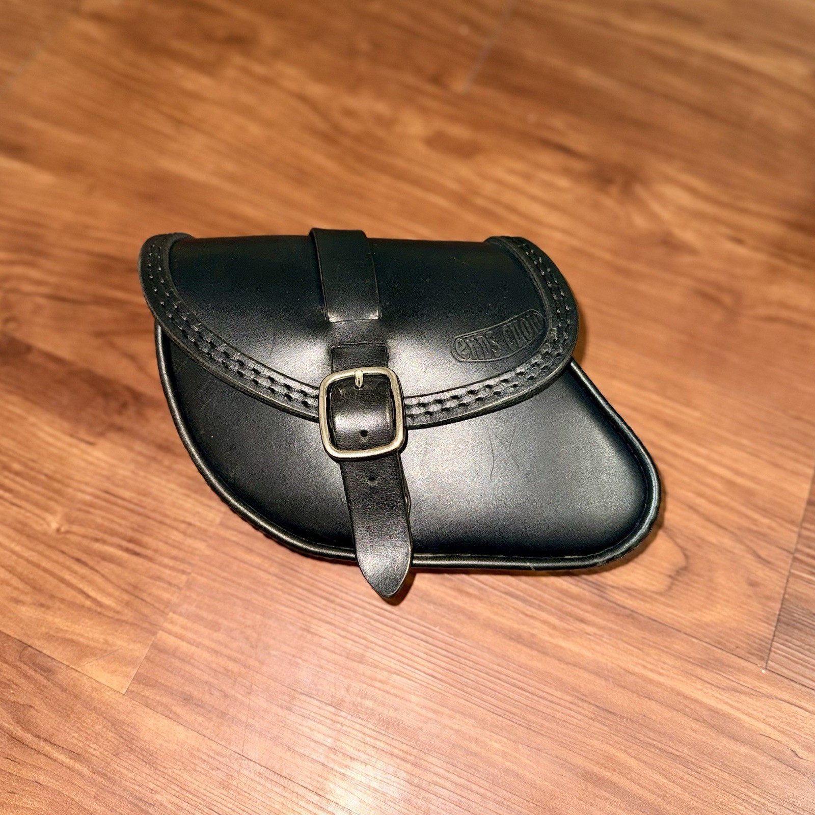 2018 – 2025 Indian Scout Bobber Ends Cuoio Leather Saddlebag Italy – Black