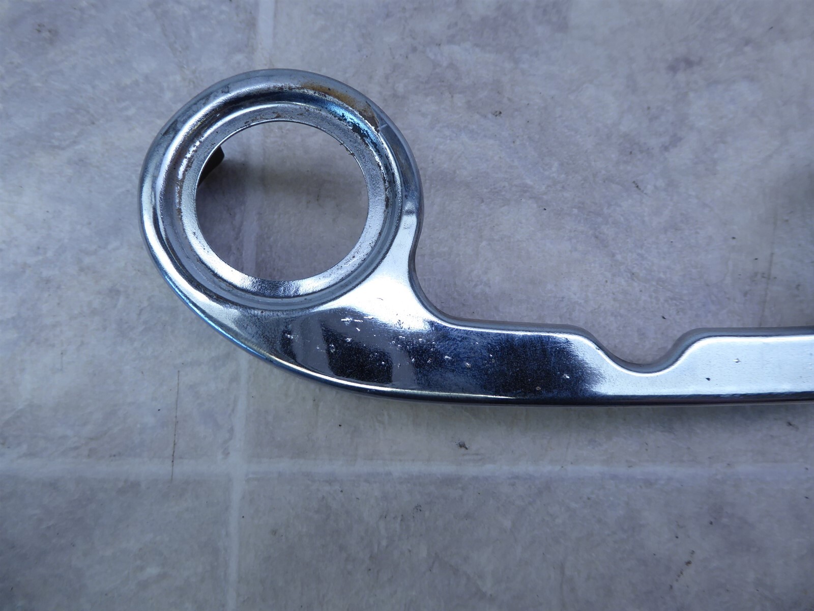 1977 Suzuki GS750E S891-6) chrome front fork trim cover