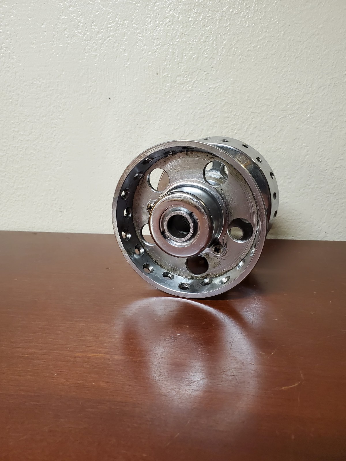 STAR HUB HARLEY Davidson CHROMED 40 SPOKE and BEARINGS