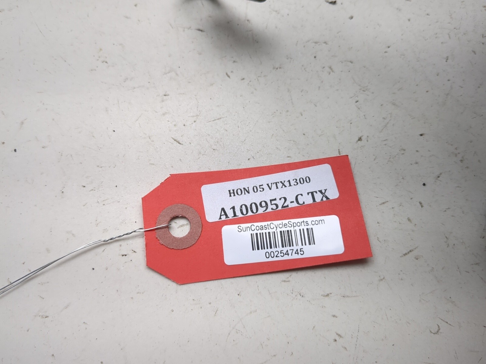 04-09 Honda VTX1300C VTX 1300 Carburetor 16100-MEA-671