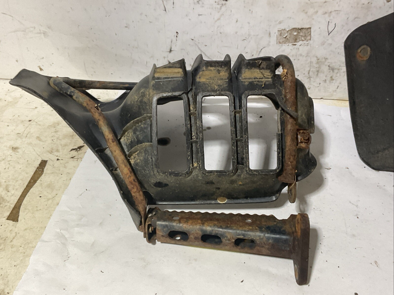 Suzuki LTZ-400 For Pegs- Plastic Insert Cracked- Metal Frame Is Good And Straigh
