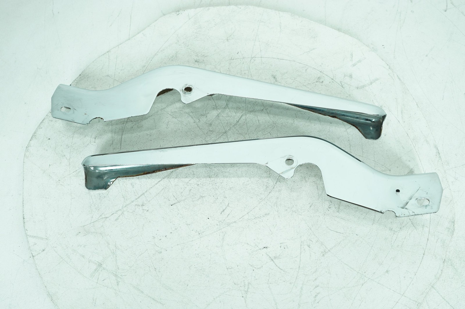 2002 Harley-Davidson Road King Police Fender Struts Bracket 47502-97 FLHPI