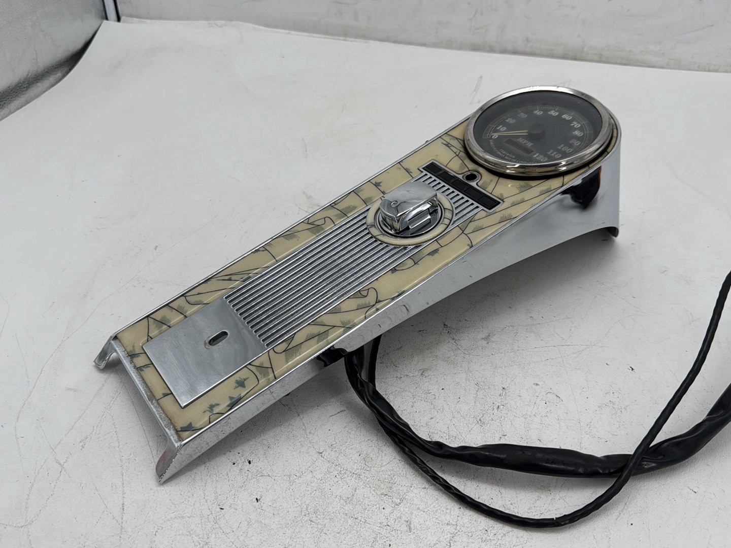 1996 Harley Road King Police Fuel Tank Dash Console Speedo NOKey Unknown mi.