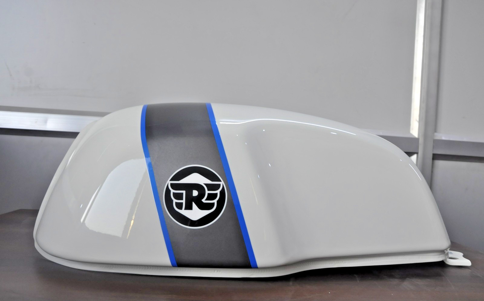 Royal Enfield Fits GT Continental 650 Fuel Tank long range Ice Queen 148721/B