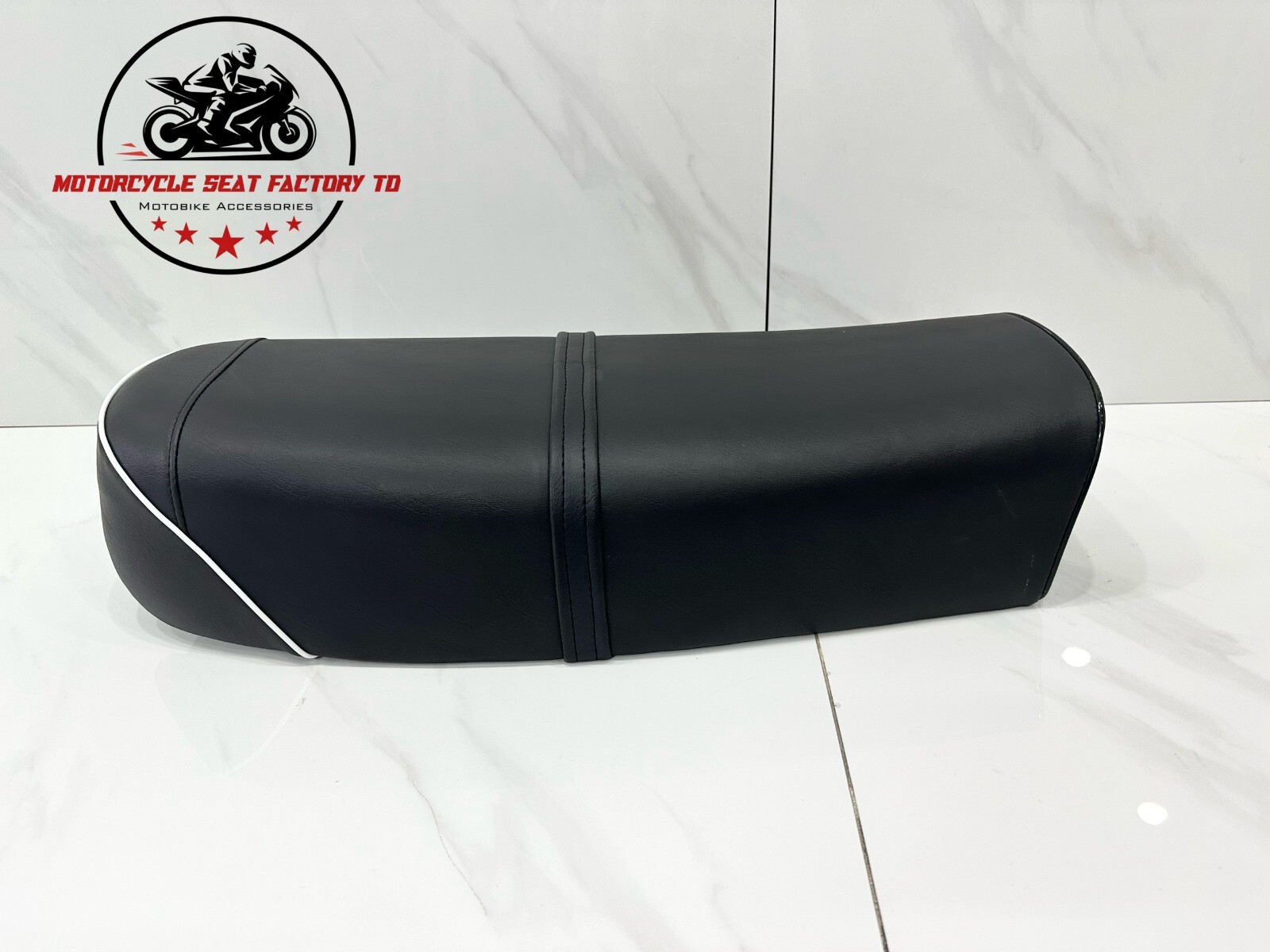 1968 1969 1970 Honda CL350 K0-K1-K2 Rear Hinge Metal Pan Black Motorcycle Seat.