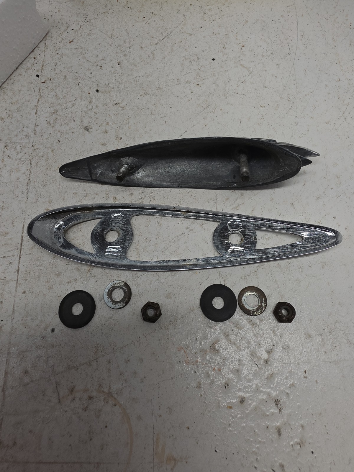 Original Harley-Davidson H-D Eagle Head Front Fender Ornament Touring Chrome OEM