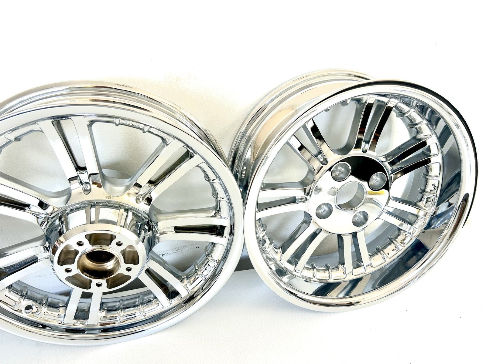 HARLEY TRI GLIDE WHEELS GLIDE TRIKE FREEWHEELER CHROME FORKS 2009 -25 OUTRIGHT