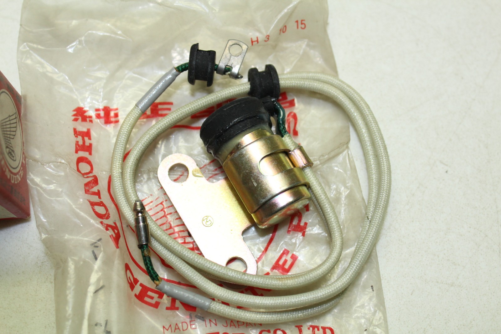 NOS Genuine Honda Condenser CA72 CA77 250/305 OEM # 30250-259-044