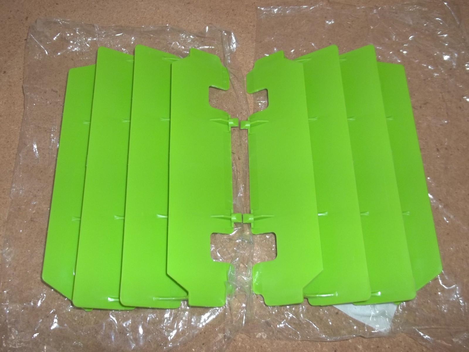 New Green Kawasaki Radiator Guards KX125 125 1994-2005 KX250 250 KX 1994-2004