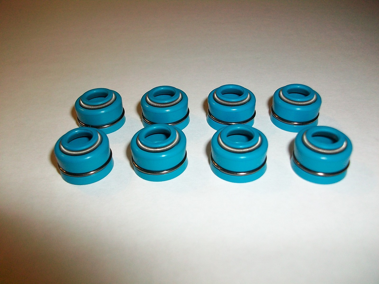 Fits Kawasaki ZR750 ZR 750 Zephyr ZR 7 – FKM Valve Seals – Set of 8 – NEW!!