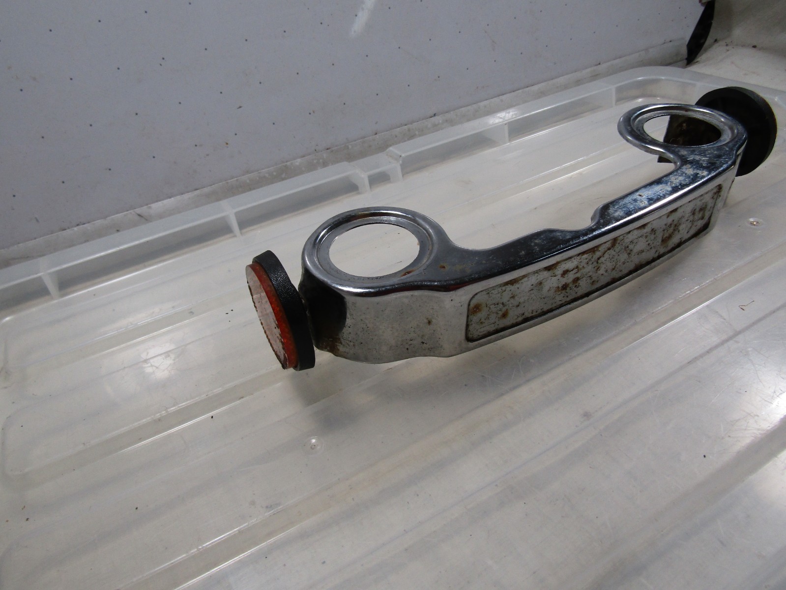 Suzuki 82 83 GS750 E GS 750 front Fork Chrome Emblem Trim Cover Reflector