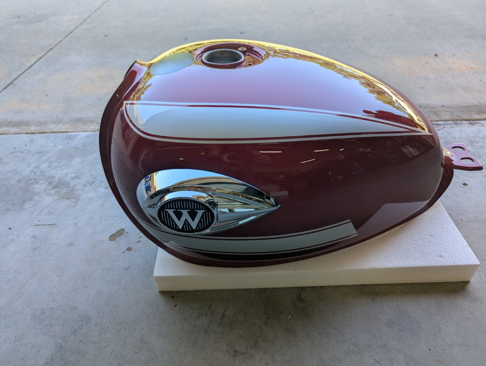 C.F. Red Kawasaki W800 Gas Fuel Tank Not used in perfect condition