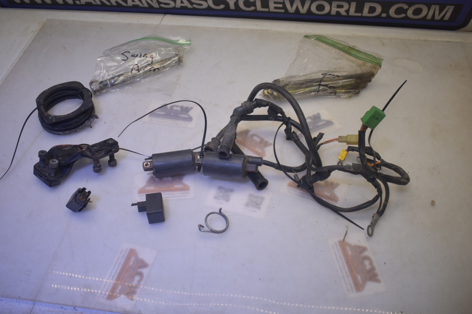 DC7 Part Box Lot Mis Coils 99 Suzuki Intruder VS 800 VS800 1999 FREE US SHIP