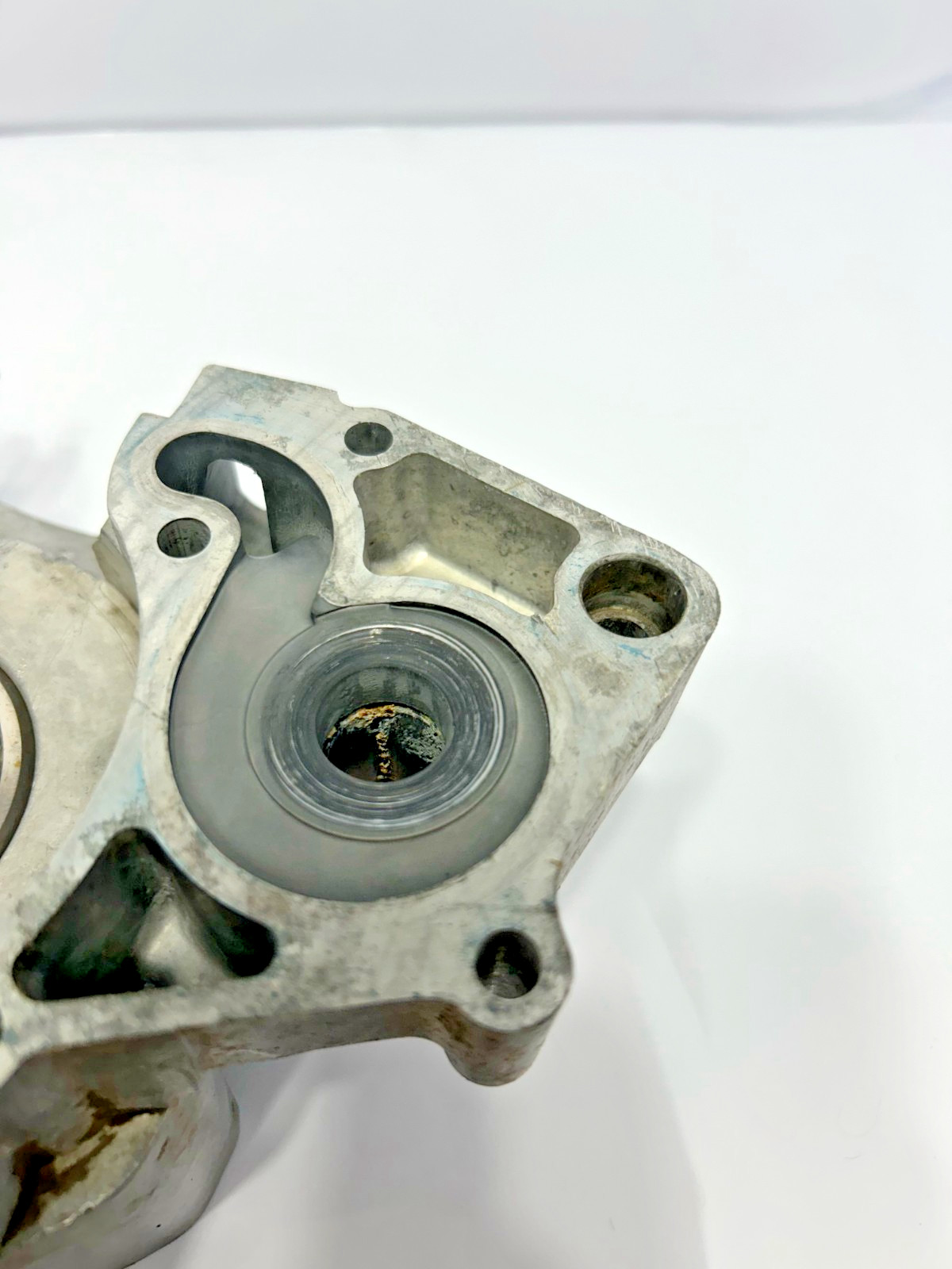 1999 Suzuki RM125 Engine Case Right & Left Set 11300-36880