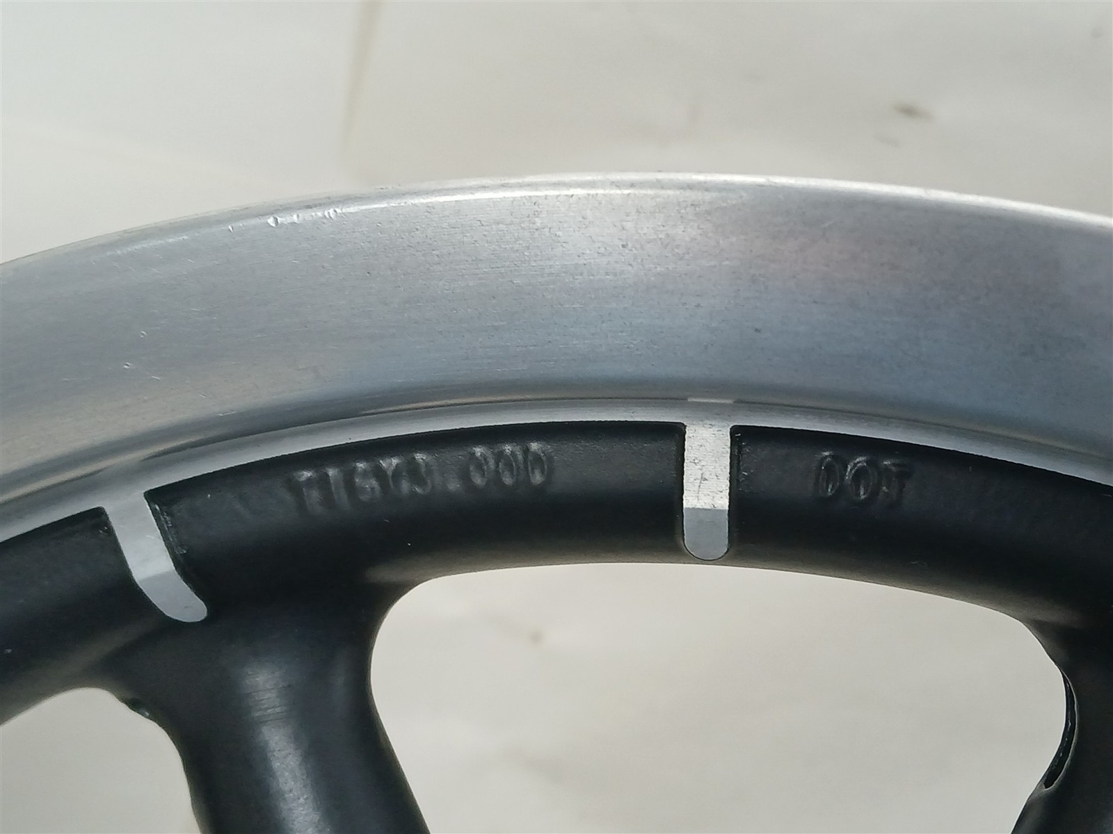 Harley-Davidson 2008 Electra Glide Front Wheel Wagon 16×3 43493-00
