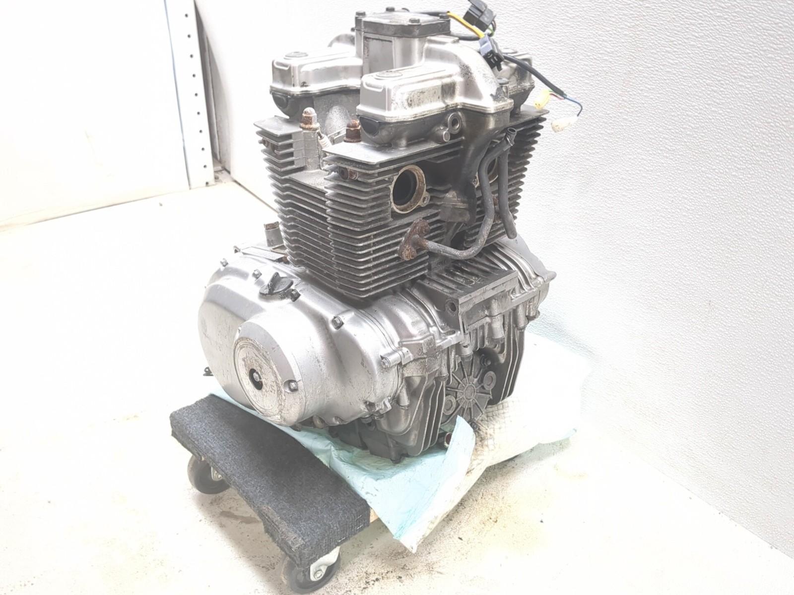 04-09 Suzuki GS500F Engine Motor Block Complete FOR PARTS M504-148341