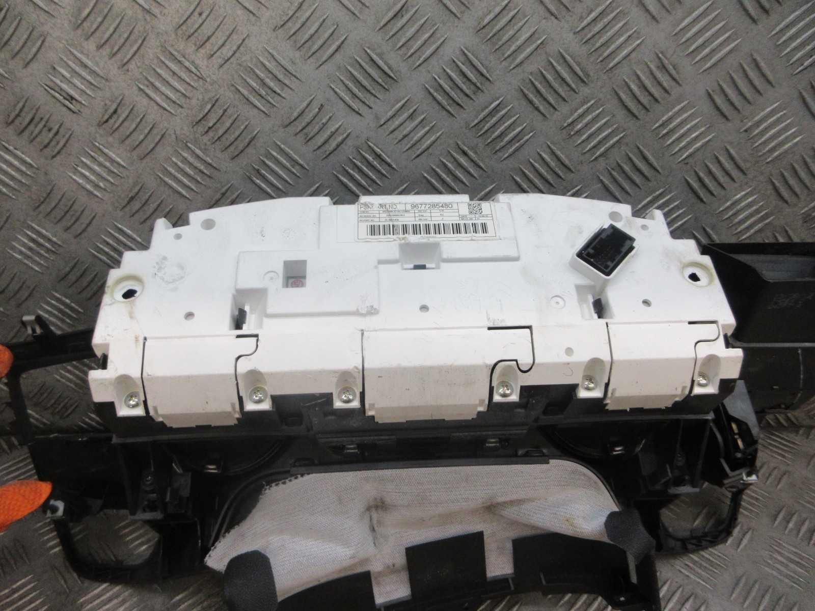 2013 CITROEN C5 1.6 e-HDI 16V 9HD MK2 AUTO VTR+ EGS6 SPEEDOMETER 9677285480